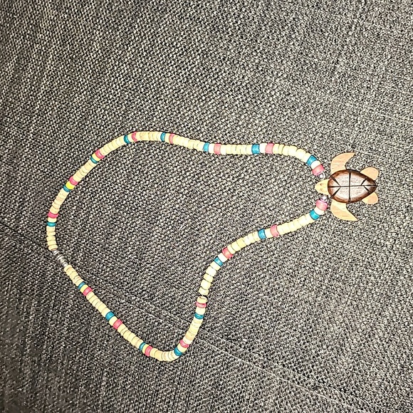 Wooden Turtle Necklace 18 Inches 🎄31 - Picture 2 of 5